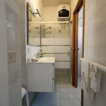 Ristrutturato In Zona דירה סן וינצ'נזו